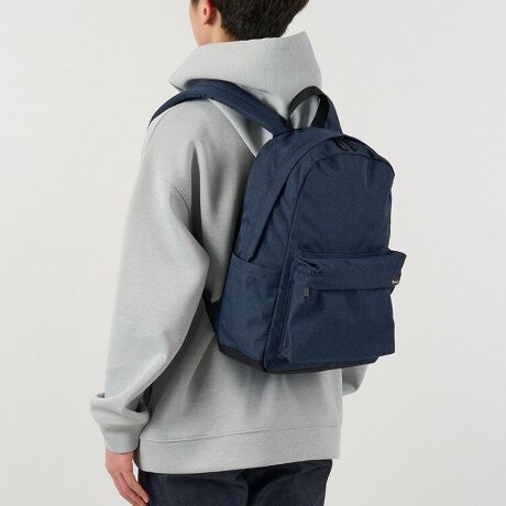 [^:68604]I[ZeBbNȃfUCŁAql܂Ŏg₷x[VbNJWAV[YufCvBVvłȂAǂȃR[fBl[gɂ}b`fUCłBtg|Pbg𐮗łtg|PbgBX}[gtHAzȂǂdĎ[ł܂BA4t@C[A4t@C[\BiQl[@ 31.3~23.1cmjGAbVfޔwʁEV_[ɂ͏ɂGAbVfނgpfUC`sIȂł͂̃VvŐꂽfUCAgɂ҂BǂȃV[ł􂵂܂BjZbNXql܂ŁAʂ킸g₷X^CBƑ݂ȂłŎĂfUCłBǂȃV[ɂ݂₷Ag̗ǂufCvV[ÝAx[VbNłȂ@\QB̕Ki^Ԃ̂ɍœKłB