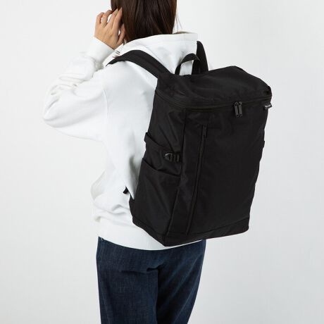 [^:68606]I[ZeBbNȃfUCŁAql܂Ŏg₷x[VbNJWAV[YufCvBVvłȂAǂȃR[fBl[gɂ}b`fUCłBtg|Pbg𐮗łtg|PbgBƎoו̎[ɕ֗B[eBeB|PbgC[ɂ͏[ł郆[eBeB|PbgzBX}[gtHAzȂǂdĎ[ł܂BB4t@C[B4t@C[\BiQl[@ 31.3~23.1cmjGAbVfޔwʁEV_[ɂ͏ɂGAbVfނgpANZXt@Xi[wʂɂ͔w܂܂łC[ɃANZX\ȃt@Xi[zBfUC`sIȂł͂̃VvŐꂽfUCAgɂ҂BǂȃV[ł􂵂܂BjZbNXql܂ŁAʂ킸g₷X^CBƑ݂ȂłŎĂfUCłBǂȃV[ɂ݂₷Ag̗ǂufCvV[ÝAx[VbNłȂ@\QB̕Ki^Ԃ̂ɍœKłB