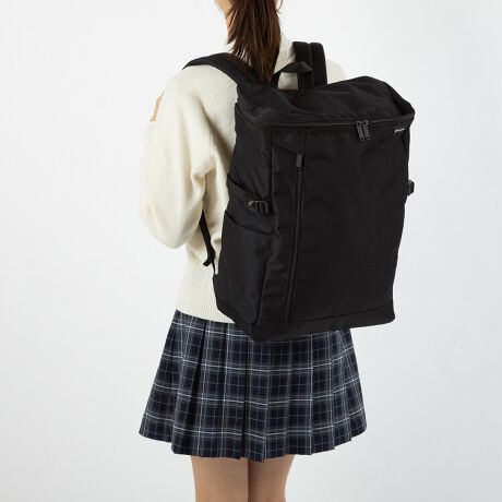 [^:68606]I[ZeBbNȃfUCŁAql܂Ŏg₷x[VbNJWAV[YufCvBVvłȂAǂȃR[fBl[gɂ}b`fUCłBtg|Pbg𐮗łtg|PbgBƎoו̎[ɕ֗B[eBeB|PbgC[ɂ͏[ł郆[eBeB|PbgzBX}[gtHAzȂǂdĎ[ł܂BB4t@C[B4t@C[\BiQl[@ 31.3~23.1cmjGAbVfޔwʁEV_[ɂ͏ɂGAbVfނgpANZXt@Xi[wʂɂ͔w܂܂łC[ɃANZX\ȃt@Xi[zBfUC`sIȂł͂̃VvŐꂽfUCAgɂ҂BǂȃV[ł􂵂܂BjZbNXql܂ŁAʂ킸g₷X^CBƑ݂ȂłŎĂfUCłBǂȃV[ɂ݂₷Ag̗ǂufCvV[ÝAx[VbNłȂ@\QB̕Ki^Ԃ̂ɍœKłB