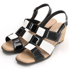 【25春夏新作】〔新色追加〕ALPHACUBIC 異素材コンビネーション バックストラップサンダル