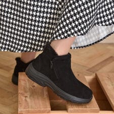 エドウィン(EDWIN)の【人気商品今年も入荷！】〔撥水〕EDWIN BODYFIRE スエード調 カジュアル ショートブーツ