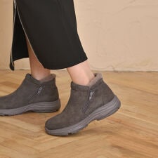 エドウィン(EDWIN)の【人気商品今年も入荷！】〔撥水〕EDWIN BODYFIRE スエード調 カジュアル ショートブーツ