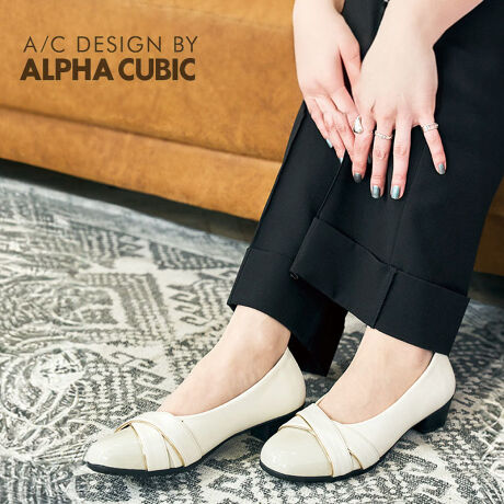 Ob^[ZNgALPHA CUBIC At@L[rbN RtH[gpvX،^̃}GXgRBďĈƁALlKȗSn܂BƂ3.5ẼEhgDőɗDtBbgAOɂDӂ_炩ȒᔽC\[ŔɂsT|[g܂Bq[͖3.5cmň芴ASłłe͂̂\[ŊɂȂĂ܂B₩ȃGiƊ炩X[X̑fނgݍ킹ApCsONX^[óA炵fUCŃXbLƂtHoBfC[AItBXAtH[}ƃ}`gAR[fBl[g̕LĂ܂BALPHA CUBIC̃RtH[gpvXŁAKƔ𗼗܂傤BALPHA CUBIC̃RtH[gpvX́A،^̃}GXgRBďCŉKȗSn3.5ẼEhgDƒᔽC\[őɗDtBbgAɂq[͖3.5cmň芴AS̃\[ŊɂGiƃX[X̑gݍ킹pCsONX^[oŏ炵XbLƂtHfC[AItBXAtH[}ɎgACeŁAR[fBl[g̕L遟KƔ𗼗pvXẙzC^r[zĩTCYF23.5cm/TCYF23.5cm/XgbLOpŎ/Lb̓sb^łA傫̂ŃTCYĂȂƎv܂BL̂ŁATbƗłBSn\tgłƂĂ悩łBi摜́A̓p\RȂǂ̎gpɂAۂ̐FƈقȂČꍇ܂B\߂B[^:93323004]