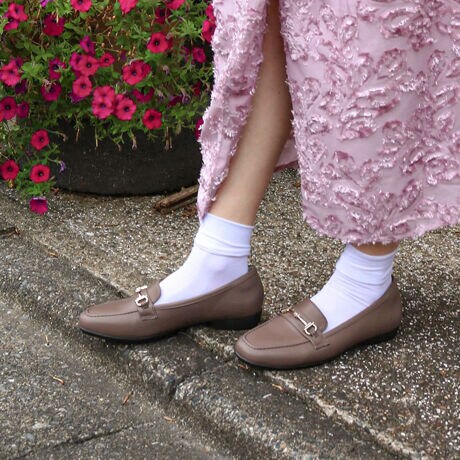 Ob^[ZNgELLE PLANETE Gvlbg rbg[t@[蕝L3.5E݌v_炩ȃtH̃rbg[t@[NbṼC\[ŉKȗSnBʋ΂╁igɂLV[Ŋ􂷂PłBi摜́A̓p\RȂǂ̎gpɂAۂ̐FƈقȂČꍇ܂B\߂B[^:93323112]