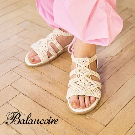 Ob^[ZNgBalancoire uR[ }N obNXgbvT_}N҂݂̃fUClT_BƌfCŁAT}[V[Yɂ҂BLk̂obNXgbvőƃz[hĂ܂B߂̃EGbW\[͈芴AԂ̂oyXBfC[g͂Aʂȓ̂oɂ҂̈ꑫłBẙzzĩTCYF24.0cm/TCYFL/̃\bNX𗚂ĎTCY͂傤ǂ悭܂BobNXgbvĂ̂ŁAESz͂܂BR͐LkȂłA҂݂̐Lт͂̂őɃtBbg銴܂Bi摜́A̓p\RȂǂ̎gpɂAۂ̐FƈقȂČꍇ܂B\߂B[^:9761190]