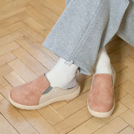 Ob^[ZNgmoz }`J[yʃXb|Ƃ𓥂ŗXb|ŃJWAX^CƂ̑QIXEF[f܂̐lCuhuMOZṽ}`J[TChSAXb|łBk炵݂̂fUCƁA؂񂱂ŗSn̗ǂAbp[́BƂ𓥂Ńou[V̂悤ɗ̂ŁAENNBfjXJ[gȂǁAǂȃX^Cɂ킹₷AfC[[Xɂ҂łByzzĩTCYF23.5cm/TCYF23.5cm/\bNXpŎiM23.5cmIт܂BTCY̓sb^łBƂĂyāASnǂłB}`J[ƂĂłBC\[ӂƂĂ܂Bi摜́A̓p\RȂǂ̎gpɂAۂ̐FƈقȂČꍇ܂B\߂B[^:9528611]