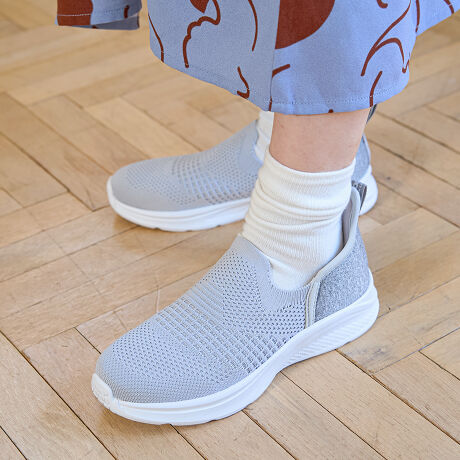 Ob^[ZNgmoz Xb| Xj[J[mozyėSnQ̃jbgXb|oI̐^̃jbgfނɗDtBbgBʋCǂAKɉ߂܂BƂƎĂ̂ŁAg킸ɊȒPɗ̂|CgBZɂ֗łBC\[͎O\Ȃ̂ŁAȒPŐɕۂĂ܂Byʐ݌vŁAԕĂɂAs╁igɂ҂łBJWAȃX^C͂As[XXJ[gɂ킹₷LR[fBl[gy߂܂ByzzĩTCYF23.5cm/TCYF23.5cm/\bNXpŎEƂĂyɂł܂BTCY̓sb^ŃtBbg܂BƂĂyASn悩łBʋCǂȂ̂ŁAfłłBi摜́A̓p\RȂǂ̎gpɂAۂ̐FƈقȂČꍇ܂B\߂B[^:93325250]