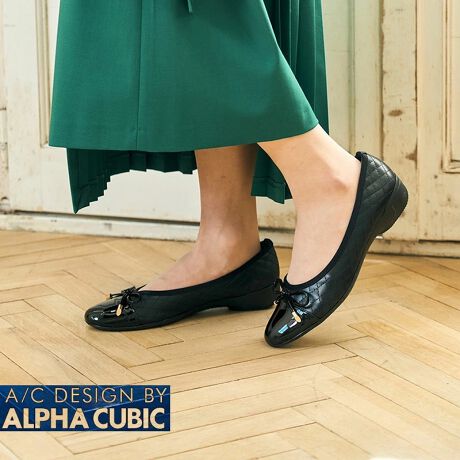 Ob^[ZNgALPHA CUBIC LeBO RtH[gpvXďiȃfUCƁAiɗDꂽ{̃pvXŁAKȗSnBLeBOƃGȋfނAɂӂƂ_炩ƌ^܂Bq[͖3cmŁAꂢȃJ[uŐVGbgoAEhgDƃ{ŁA炵Ă܂BӂƂ悢e͂̃C\[ƁASfނ̊ɂ\[₷T|[gBȂ₩ɋȂ̂ŁAɃtBbg܂BfC[AItBXAtH[}ƁALV[ŎgACełBẙzC^r[zĩTCYF24.0cm/TCYF24.0cm/XgbLOpŎאg̑łBTCY͂傤ǗǂłBƂ኱銴܂BL̂ŁATbƗ܂Bi摜́A̓p\RȂǂ̎gpɂAۂ̐FƈقȂČꍇ܂B\߂B[^:2941248]