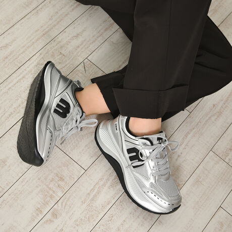 Ob^[ZNg moz gh Xj[J[₷ƃgh𗼗 moziYǰXj[J[yʂŔɂtA\[݌vƁAʋC̗ǂX[X~bVfނŁAI[V[YKɗ܂Bۂ݂̂_bhXj[J[fUCɁAقǂ悢vXBrʂȂA芴̂郌[XAbvdlŒԂ̕słSłBJWAR[f͂Aꂢ߃X^C̊OACeɂBG߂킸AI[V[Y􂷂郌fB[XXj[J[Bsʋ΁AXȂǁÁgɂꑫhƂĂ߂łBẙzC^r[zĩTCYF24.0cm/TCYF24.0cm/\bNXpŎTCY̓sb^łB\[LɍLĂĈ芴₷łB~͒悢NbVŁA ͒ɂȂɂłBȂ̂ŁArʂ肻łBi摜́A̓p\RȂǂ̎gpɂAۂ̐FƈقȂČꍇ܂B\߂B[^:9543017]