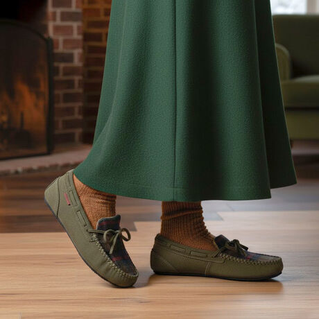 Ob^[ZNgBalancoire uR[ {JVV[YH~ɂ͌ȂԃACe@{A̒gJVV[Yĝ݂XG[hfނƃ{ANZgACeɂȂĂ܂BCjOƃC\[ɂ̓{AՂĂāAgSnłBtbg\[ŔɂAe͂̂\[ŕsT|[gBڒnʂ͉ʂ̂ŁAɂ݌vBʋ΂₨oɂ҂ȃJVV[YłBi摜́A̓p\RȂǂ̎gpɂAۂ̐FƈقȂČꍇ܂B\߂B[^:961487]