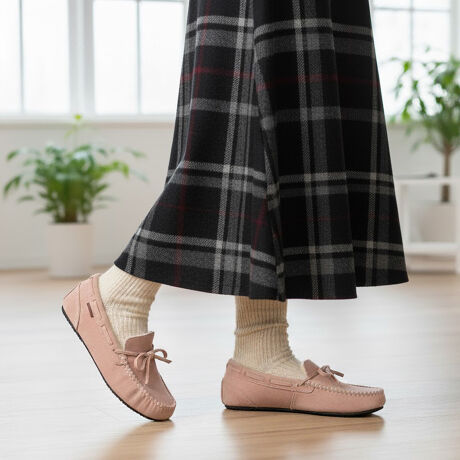 Ob^[ZNgBalancoire uR[ {JVV[YH~ɂ͌ȂԃACe@{A̒gJVV[Yĝ݂XG[hfނƃ{ANZgACeɂȂĂ܂BCjOƃC\[ɂ̓{AՂĂāAgSnłBtbg\[ŔɂAe͂̂\[ŕsT|[gBڒnʂ͉ʂ̂ŁAɂ݌vBʋ΂₨oɂ҂ȃJVV[YłBi摜́A̓p\RȂǂ̎gpɂAۂ̐FƈقȂČꍇ܂B\߂B[^:961487]