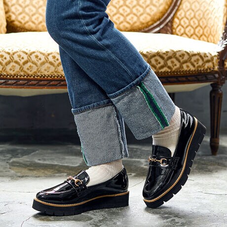 Ob^[ZNgBalacoire Jp rbg[t@[J̓łS4Ԗh@\A}ȓVωɂΉB킸220ǧyʐ݌v3.5cm̃vbgtH[\[ŁAԂ̕sKɃT|[gBGifނґȌ򊴂AR[fN̐ꂽۂɊiグĂ܂BubNGiEJEVo[EAC{[4FWJŁAǂȃX^Cɂ킹₷AI[V[Y􂷂閜\ACeBiƃX^CbV˔Aꑫ͎ĂDG[t@[łBẙzC^r[zĩTCYF24.0cm/TCYF24.0cm/XgbLOpŎTCY̓sb^łB̃\bNXȂAȂłB߂̃\bNXȂATCY傫ڂ悳łBGiɃrbgfăJbRCCƎv܂BShł͂܂̂łӂBi摜́A̓p\RȂǂ̎gpɂAۂ̐FƈقȂČꍇ܂B\߂B[^:9772530]