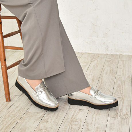 Ob^[ZNgBalacoire Jp rbg[t@[J̓łS4Ԗh@\A}ȓVωɂΉB킸220ǧyʐ݌v3.5cm̃vbgtH[\[ŁAԂ̕sKɃT|[gBGifނґȌ򊴂AR[fN̐ꂽۂɊiグĂ܂BubNGiEJEVo[EAC{[4FWJŁAǂȃX^Cɂ킹₷AI[V[Y􂷂閜\ACeBiƃX^CbV˔Aꑫ͎ĂDG[t@[łBẙzC^r[zĩTCYF24.0cm/TCYF24.0cm/XgbLOpŎTCY̓sb^łB̃\bNXȂAȂłB߂̃\bNXȂATCY傫ڂ悳łBGiɃrbgfăJbRCCƎv܂BShł͂܂̂łӂBi摜́A̓p\RȂǂ̎gpɂAۂ̐FƈقȂČꍇ܂B\߂B[^:9772530]