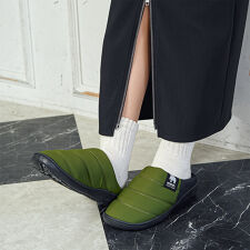 【25秋冬新作】moz カラーブロック スリッポンサンダル