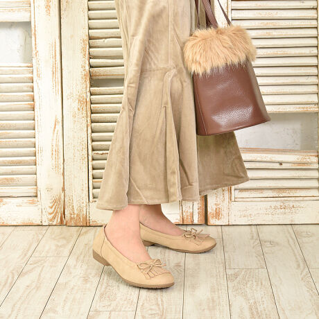 Ob^[ZNgELLE PLANETE tW { JVV[Y،^̃}GXgRBďĈƁAɗD肪l܂L3.5EfUCBuy₩ɁAKɁvRZvgɁA@\ƃfUC𗼗oGV[Ya܂BuԂ̊OołɂȂȂC~vu͂ǁAɕSC͔vms}GXgďĈƁA{l̑ɑuLv̕XgXȂ悤ɐ݌vĂ܂BLOłY݂̕ɂAߕtȂ܂Byʐ݌vŒԗĂɂ̂łB͏_炩Ȕ׃bVfނgpĂAƂGŉKȗSnBy܂ɂ͂ӂƂNbVzuAԂ̕słɂ悤T|[g܂B܂AƂ̗TChɂNbVĂAƃtBbgĒEɂ̂ŁASĕ܂B^ꂵɂq[ŁAVGbgL[vByfނōꂽ\[͋ȐǂAyȕsT|[g܂BڂɂfUĆAhtWƃ{ANZgɂȂAȑo܂By݂ȂA̔Y݂XgXt[ȃV[YłBẙzC^r[zĩTCYF24.0cm/TCYF24.0cm/\bNXpŎb̓sb^ŁATCY͂傤ǂ悩łBSnƂĂ悭A₷łBESz܂B3.5EłAڂ̓XbLƂĂ܂BtWƃ{ƂĂ킢Ǝv܂Bi摜́A̓p\RȂǂ̎gpɂAۂ̐FƈقȂČꍇ܂B\߂B[^:93325553]