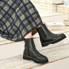 【25秋冬新作】【本革】ウィングチップ メダリオン サイドゴアブーツ