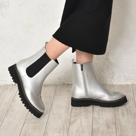 Ob^[ZNgALPHA CUBIC ŐAl̖{ih`FV[u[c㎿Ȗ{vgpAfUCƗSn̗ǂ˔V[gu[cBNVbNȃu[OiEBO`bvjfUCƁAgȟ^N\[gݍ킹AȈꑫłBJWAȃX^CAꂢ߂ȃR[fBl[g܂Ŗ̃t@bVɂƓŁAiɊiグĂ܂BIȖ{vfނ̃|CgB\ʂɍׂȉʂ̂uV{vIȖ{vgpA_炩ȕƍo܂Bɂ肰ȂvXAN̂y݂BLk̂TChSAɉAɂ̓Wbp[tĂ̂ŁAEƂĂȒPłB}ł鎞łXgXȂAƗĂoł܂Bx[VbNȃubNƁAR[fBl[g̃ANZgɂȂVo[2FWJBȂɂ҂̈ꑫĂBẙzC^r[zĩTCYF24.0cm/TCYF24.0cm/╝L/\bNXpŎTCY̓sb^łA͏߂łB኱אgȂ̂ȂƊ܂BTChSAƃt@Xi[ŃTbƗƂł܂BfUCJbR悭AV{łB{v(VRv)̏iɂđfނ̓ÃLYVAFCꂪꍇ܂BJȂǂŔGꂽꍇAFڂ肷ꍇ܂Bv̕iێ̂߁Ał邾G炳Ȃ悤ӉBi摜́A̓p\RȂǂ̎gpɂAۂ̐FƈقȂČꍇ܂B\߂B[^:9322510]