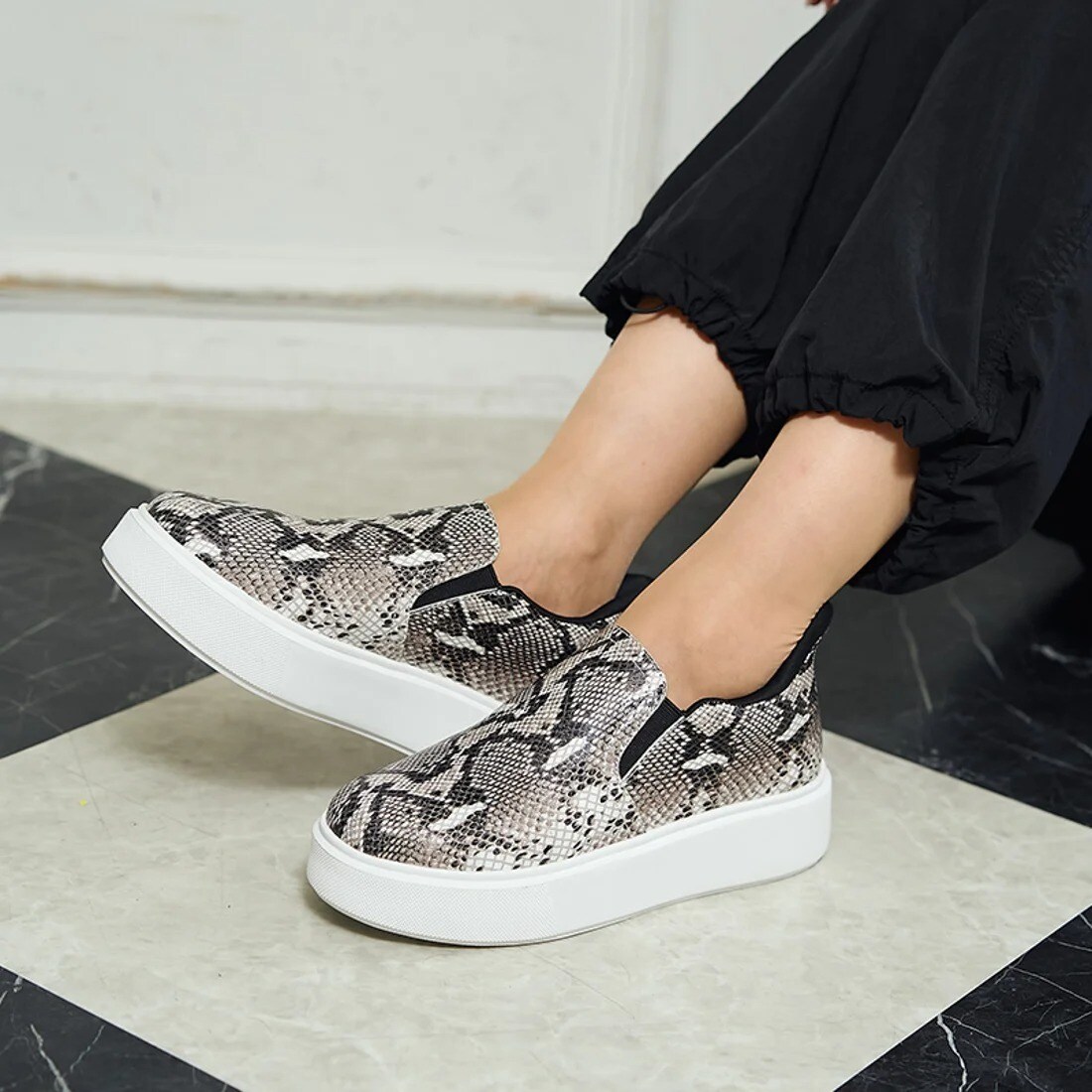 [}C]y25H~Vzy{vzklnYt[ Xb| Xj[J[/At@ L[rbNiALPHA CUBICj Xl[N