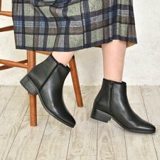 【定番商品】【山羊革】ALPHA CUBICパイピングアクセントショートブーツ