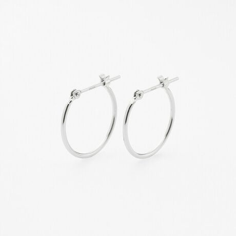 [^ԁF0202-2644-0019]yFOR EARSz񂾋P͂̃v`igpA~j}ȃt[vsAXB߂ȂzƂ݊AɐÂȕiiY܂BN[ŏ㎿ȃv`i̎́AǂȃX^CɂRɗn݁AItBXłxłȂɂƊY܂BT߂łĊmȑ݊Bl̏ɂӂ킵AԂ̃t[vsAXłByATTENTIONzgp͏_炩ȕzŉ@ĕۊǂĂBM⎇OAx̉eɂϐFώ̋ꂪ܂B܂A͂ƕsǂ̌ƂȂ܂̂ŁA舵ɂ͂ӂBBLOOM }CEFu`lXł́Auhɂ炸ABLOOMS{bNXɂꂵĂ肢܂BESTELLESBOXւ̕ύX͒v˂܂B\߂B