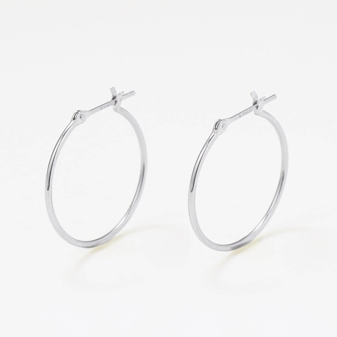 プラチナ 【PT900】フープピアス 2.0×20mm 日本製 楽天市場】PT900 フープピアス 2×20mm 2mm 20mm 日本製 プラチナ