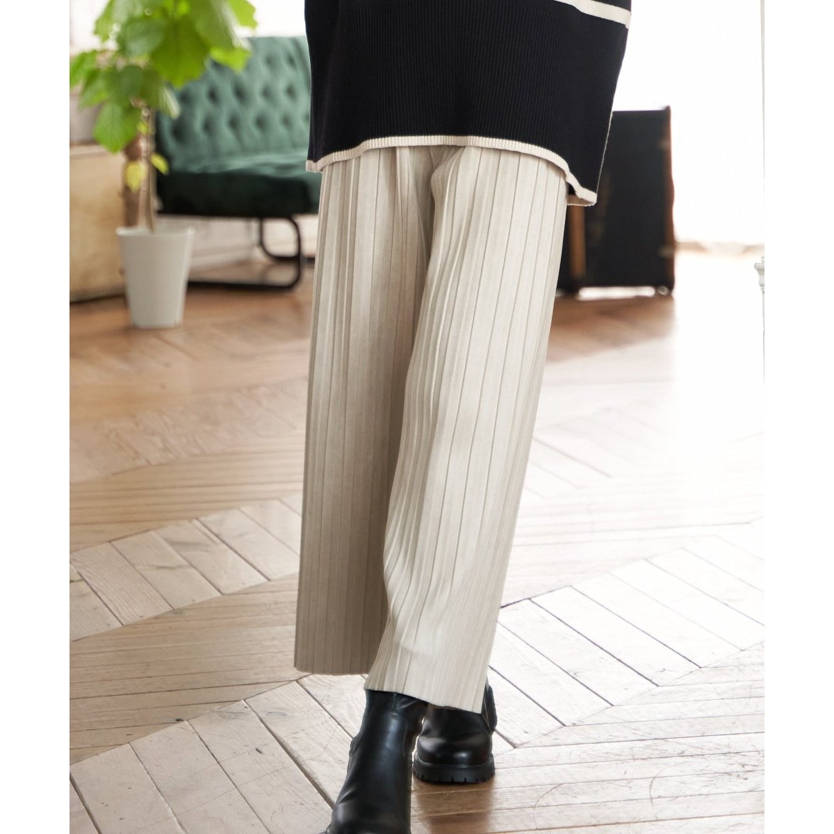 【親子コーデ】スエードライクプリーツワイドパンツ