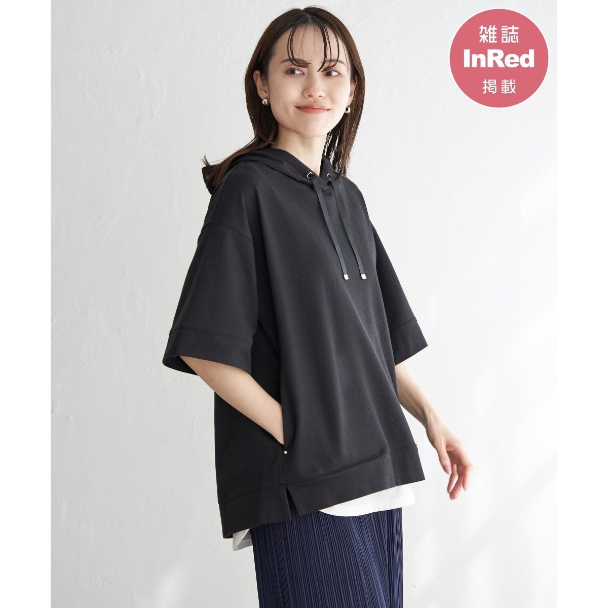 新品♡デッサン Dessin♡スタッズDマーク付き クロップド丈スウェット♡ セール】【洗える】スタッズDマーク付きクロップド丈スウェット