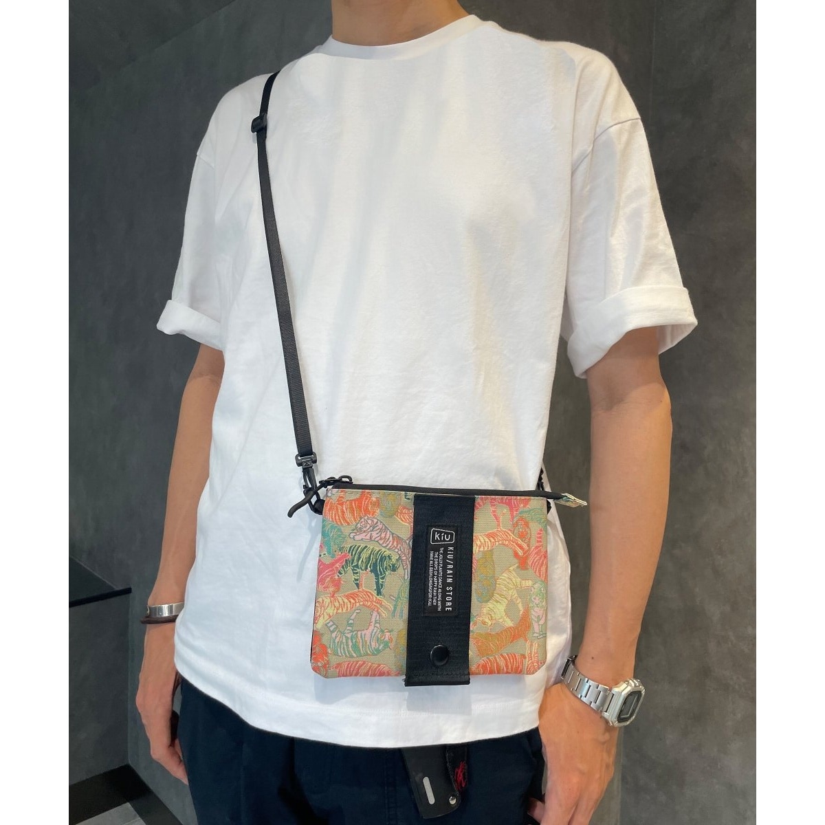 Paul Stuart ポールスチュアート　レザー巾着バック レザー巾着バッグ(バッグ・ポーチ)｜Paul Stuart(ポール