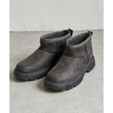 イッカ(ikka)のムートンショートヒールブーツ