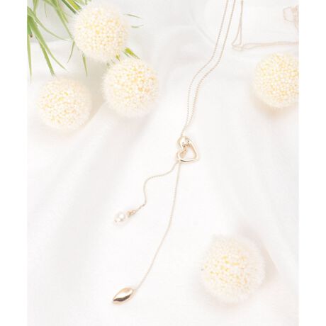 [^ԁF12811312]XChn[g̃`[tgɁAp[`[tƃ^̃`[؂₩ȃlbNXBR[fL[gɃubVAbvByikka|Cgzn[gXChă`[̒̒߂\B̓̋CŕωĊy܂B