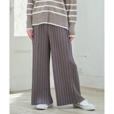 イッカ(ikka)の【雑誌InRed12月号掲載】スエードライクプリーツワイドパンツ【親子コーデ】 