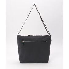 撥水ナイロンショルダーバッグ