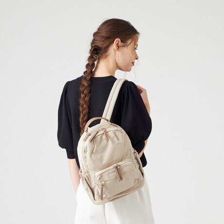 [^:MONI-1058]lC̃iCbNɁAVX[TCYoB悢򊴂̂₩ȃiCnƁAt@Xi[nh̍琶n̑gݍ킹JWAɂȂ肷Ȃۂ^܂BibNȂ₫ꂢ߃R[fh̕ɂaȂĂ悤VviȃfUCɎdグ܂B|Pbg̐͑S13BוĂڂ₷悤ɑ傫߃|Pbg珬߃|PbgAbV|Pbgt@Xi[t|PbgȂǗlXȃ|PbgĂ܂B܂wʃ|Pbg͍zpXP[XȂǂ̋MdiƎ[AhƖʂłSĂg悤ȎdlƂȂĂ܂BƎo悤A_ut@Xi[ɂĎgɂ܂BuוȂǗ͋󂯂ĂvƂAȕłw₷TCYɁBJ[̑gݍ킹ɂAn͒̉וT₷A̋CグĂ悤Ȃꂢ߃J[gpĂ܂BOct@Xi[|Pbg~3,I[vTCh|Pbg~2@cI[v|Pbg~4,t@Xi[|Pbg~1,bVzbN|Pbg~1,bVI[v|Pbg~2Ɩ̊֌WɂAۂFČꍇ܂B܂p\REX}[gtHȂǂ̊ɂA኱iƉ摜̃J[قȂꍇ܂B\߂B