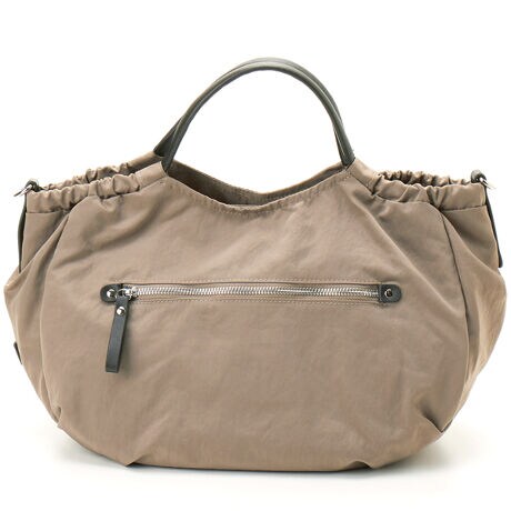 [^:MONI-02402]iCɃVH{Ɠȕ\̑fނgpobOBX[XȐn̕\ʂɏʂ邾ŁAx[VbNȃiCƂ͈ႢƓ̑݊ĂACełB̃MU[炵ۂ݂̂tHƂȂĂ܂BO\̃V_[XgbvĂ̂ŁAg[gobOƂĂł͂ȂAV_[obOƂĂg2WAYdlłBOct@Xi[|Pbg~1,}Olbgt|Pbgij~1cI[v|Pbg~2,t@Xi[|Pbg~1BeɂAۂ̃J[ƈقȂꍇ܂B ܂AigтX}[gtHAp\RȂǂ̉ʁjƎł͐FقȂČꍇ܂B̒肢܂B