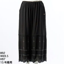 [15～19号]セルロース麻ナイロンツイル フラワーポイントスカラップ刺繍ワイドパンツ