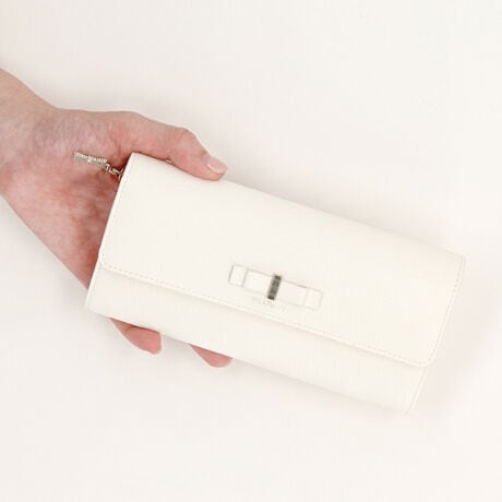 [^:JSLW4CT1]S[hv̂悤Ȍ^{A悤ȃ}bgŃ~XeAXȐFŃ\tgɎdグ܂B{̒S̓OOC[WŃBe[WoĂ܂B