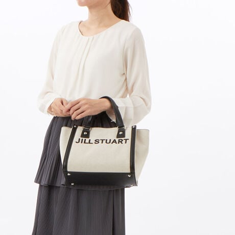 [^:JSLH5AH2]_JILL STUARTobORNVVo^ςD̐nɔzF̃nhƁÂHɎdグS̎hJۓIȃJWAȃobOV[YłBIItƂɎgTCỸoG[V͂łB