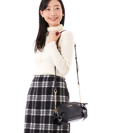 [^:JSLH5ES1]_JILL STUARTobORNVVo^Be[ŴfނgpAۂ߂̃tHł킢ł͂Ȃ[͂̂dオɂĂ܂BTCh̃{͑ÔAVg[ȃfUCɂāAJILL炵fUCɂ܂Ƃ߂܂B