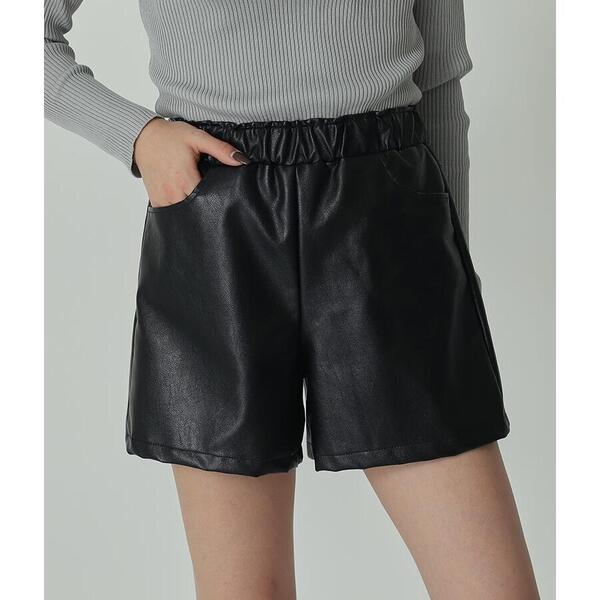【IIROT】フェイクレザー ショートパンツ フェイクレザーショートパンツ 細見え 春[品番：AGCW0002752