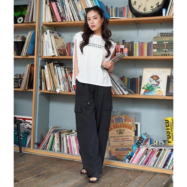 テキスト刺繍肩タックデザインノースリーブトップスカットソー