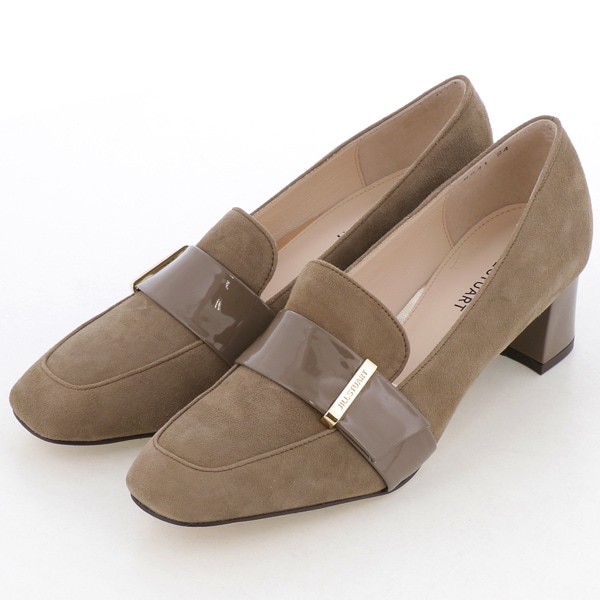 ヒールアップローファー