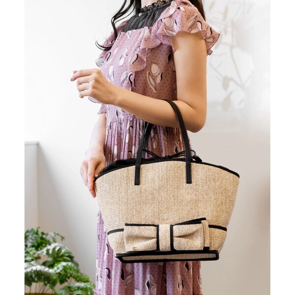 トッカ　TOCCA ＴＩＥＤ　ＲＩＢＢＯＮ　ＢＡＳＫＥＴ　かごバッグ TOCCA トッカTIED RIBBON BASKET かごバッグ 品