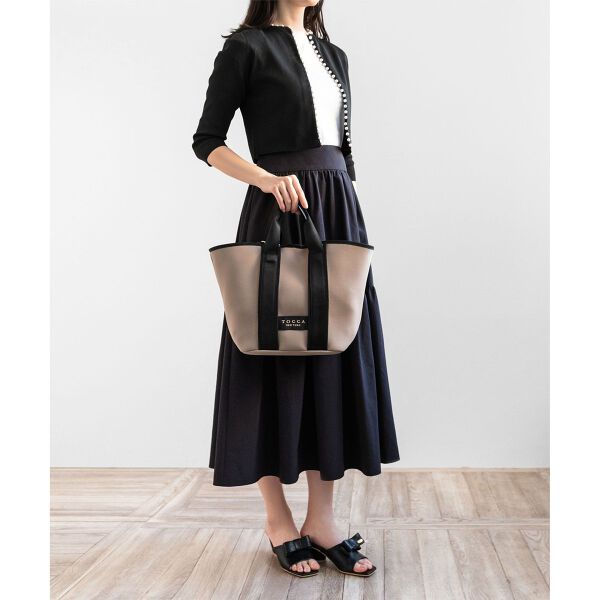 A4サイズが入る万能サイズ