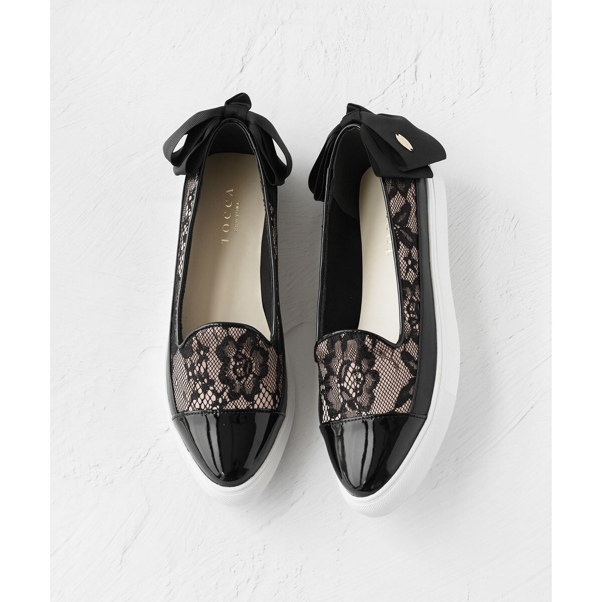 【TOCCA】BACK RIBBON SLIPON TOCCA BACK RIBBON SLIPON スニーカー （ブラック系