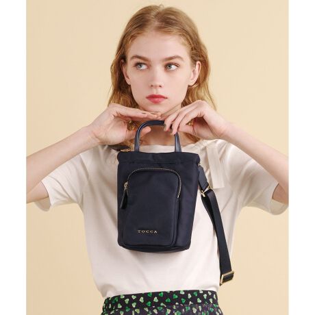 [^ԁFBOTZCW0072]tg|Pbg⃁CRp[ggɃX}zۂ[ł|VFbg^CṽNX{fB[obOB^̃St@Xi[򊴂̂iC̃fUĆAY팩Ȃyċ@\IB{fB͒ȓŁAX}zւ̏ՌȂǂyʂɂzĂ܂BX}z͂AnJ`AX}[gL[ȂǍŒ̉ו[\ŁAfC[̂o₲s̃X^CO֗ŏiɃAbvf[gĂobOłBy@\zEEɂ₳fށi012:sNn̂݁j