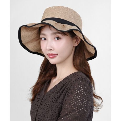 [^ԁFHTTZGM0480]2025 SPRING SUMMER COLLECTIONԂ邾łق̂tF~jȔ܂ƂtfBe[̃T}[nbgBOO{gANZgiőlۂۂvXĂ܂B΂͍L悢pxŁAՂȂ炨邭ʂĂ܂B܂݂łfނȂ̂ŁAgɒȂƂɂ̓obOɂ܂ĕ֗Bіh~p̃OOe[ṽXgbv͎O\łBhX͂AJWAȃX^COƂ̑QȃT}[ACełBydlzEO99ȏJbg̑fނgpBẼe[vɋzERۖhL@\̑fނgpBEŐ󂪉\łBẼTCY\łBiXq̍т̗ɃTCYp̖ʃt@Xi[tĂ܂j