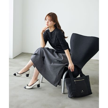 [^ԁFSKTOGM0860]2025 SPRING COLLECTIONTULIP FLUFF `[bv tbt̏íAƒŐ􂢂ł鏤iłB`[bṽ`[t|Cg̃XJ[gBgh̗̊̂fUĆART[Ŵ悤ɃI[KW[łЂƂЂƂJɂ肵Ă܂BVѐS郂`[tłAVbNȐFől̉ȕ͋CɁBXJ[g̐ńAƂA悢芴ƔtAVGbgŁAƊ܂BjbgJ[fBKƍ킹ăfC[炨o܂ŕLV[ł܂B܂Afނł肵hX܂BňFʁLkFF