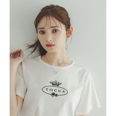 [^ԁFKKTOGM0400]2025 SPRING COLLECTIONHALLMARK LOGO TEE z[}[NSeB[̏íAƒŐ􂢂ł鏤iłBTOCCAԂ̃z[}[NSTVcBG̓gĥӂӂƂŁAxxbĝ悤ȔG肪̃tbL[H{z[}[NvgĂ܂B̂̃CEȂƂ肠VGbgȂAق̂ɏ炵܂BJWAȃX^COłȂTOCCÃXJ[gɂfGɍ킹AĂ̂߃ACełByfށzɗD_炩ȒSnłBȂ͒ʋCǂ̂ŁAꂩ犾΂ދG߂ɂKɉ߂Ƃł܂BňFLkF聙F₠