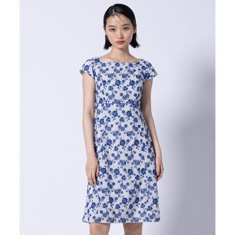 [^ԁFOPTOGM0500]2025 SPRING COLLECTIONBLUE RHAPSODY u[v\fB[̏íAƒŐ􂢂ł鏤iłB701izCgnjJ[̓IthbgA705iubNnjJ[̓ubN`FbN̂ꂼJ[ɂĈقȂ鉺nɁAPF̂ԂhJhXłBׂȎhJՂ肢邱ƂŁAD낳Ɖ؂₩˔fUCɎdグ܂B`͒ǂAĈƂVGbgɂȂĂ܂BJ[̃CnCEGXg؂ւŁẪCE킸X^CYɌ悤ɂ܂ByfށzFƂɑfނ̓قȂ܂B701J[̃Ithbg̓fVfނgpĂ̂ŁA_炩i`ȕBDGŏiȕ͋C̔fނłB705J[̃ubN`FbN͒ǂnŁAƊfނłBy@\zL@\fނgpĂ܂BňFLkFF