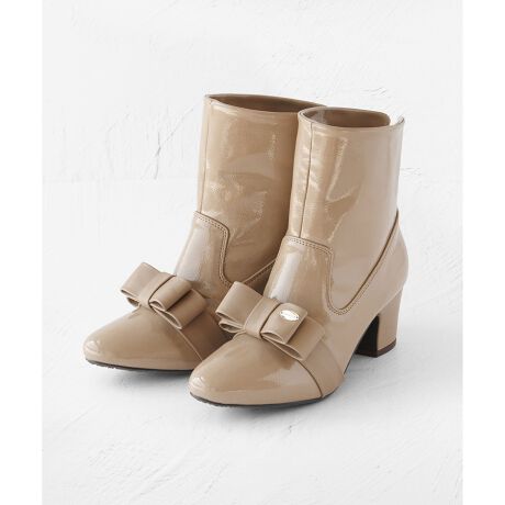 [^ԁFSETZGW0501]2025 FALL WINTER COLLECTIONGKgȕ\Ƌ@\˔Jpu[cBx[Xɂ͝ʂ̍GifނgpB̖DڂɎ~e[vtĖhAbvARۖhLV[gĂ܂BE₷悤͂ڂɁB炩AOɐ܂ȂAV[gu[c̗lɂg2WAY^CṽfUCɎdグ܂Bbɂ̊̂郊{̓}bgȎŁAx[X̃VCj[ȃeNX`[ƔRgXgDȂĂ܂BXJ[g͂pcƂ̃R[fBl[gDŁAtF~jEJWAǂ̃X^COY팩ɃAbvf[gĂ܂Bʋ΂fC[ɂAJ̓fGɍʂASƂ߂ACełBETCYFS-22.5-23M-23.5-24L-24.5-25Eq[F5.5cm